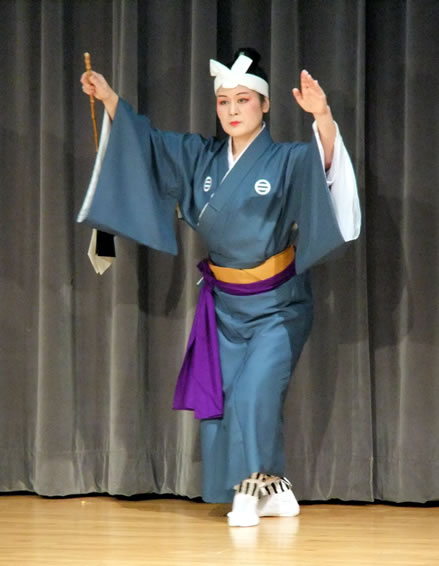 Junko Fisher at Queens Library Recital, Flushing, NY, April 17, 2010. Photo by Jeremy Booth