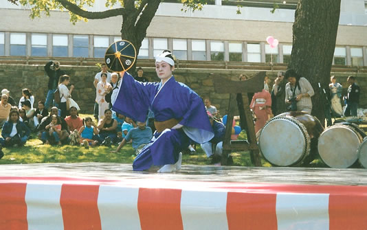 Nnatukui Bushi dance (Junko at Westchester Cherry Blossoms Festival) -- photo by LFisher